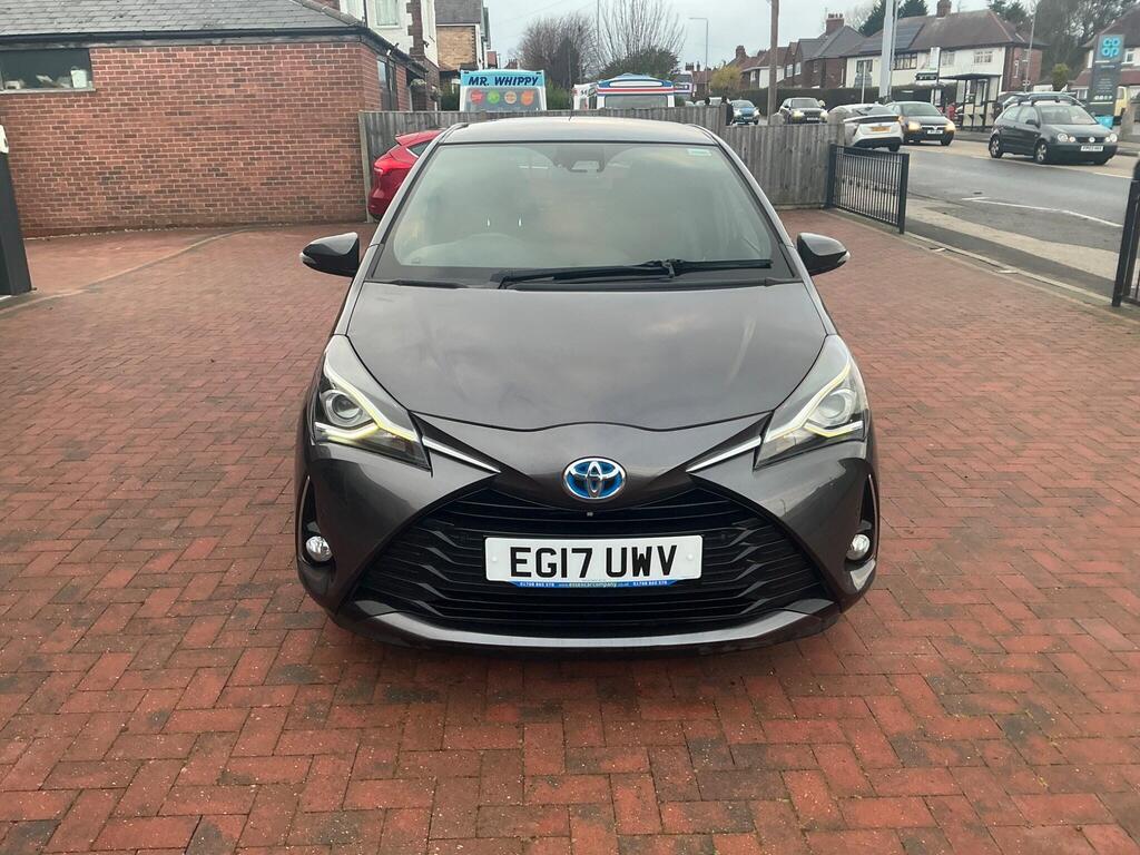 2017 Grey Toyota Yaris 1.5