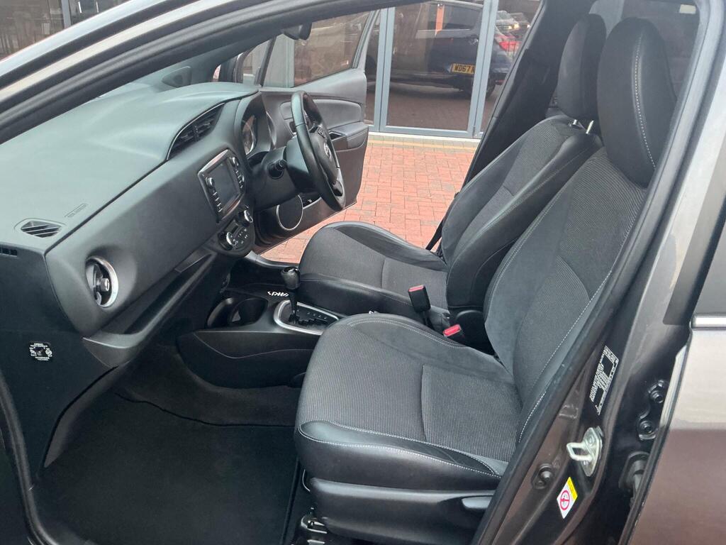 2017 Grey Toyota Yaris 1.5